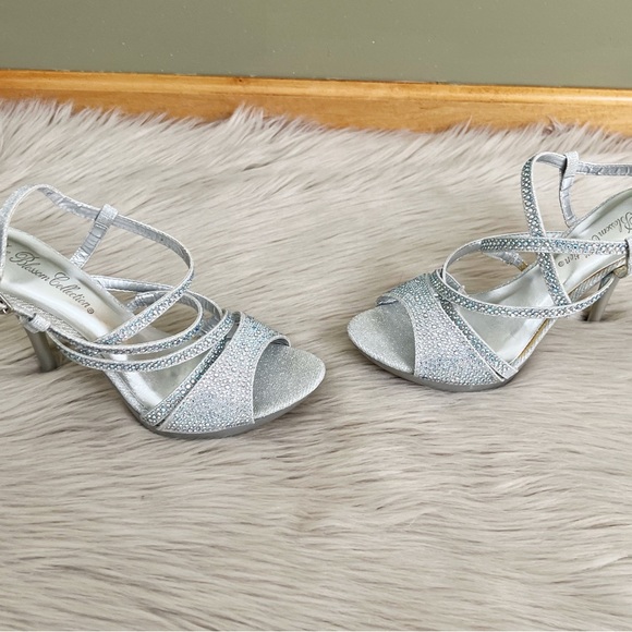 De Blossom Silver Rhinestone Heels Size 7.5 - Picture 10 of 12